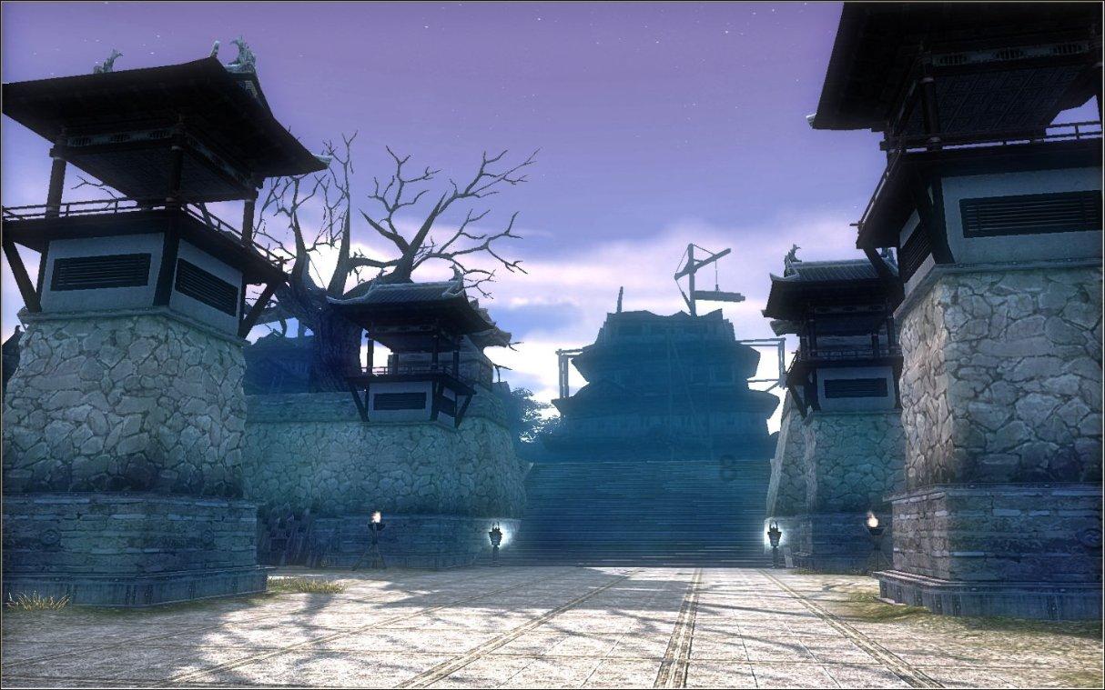 踏雪登山赏美景，不料被困半山腰，民警迅速展开救援