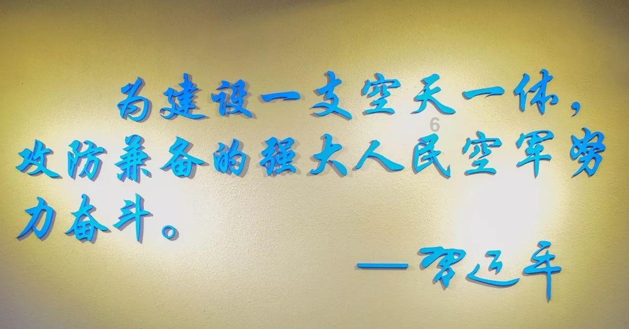 吴京发脾气片段被扒，谢楠回应被劝离婚很无奈