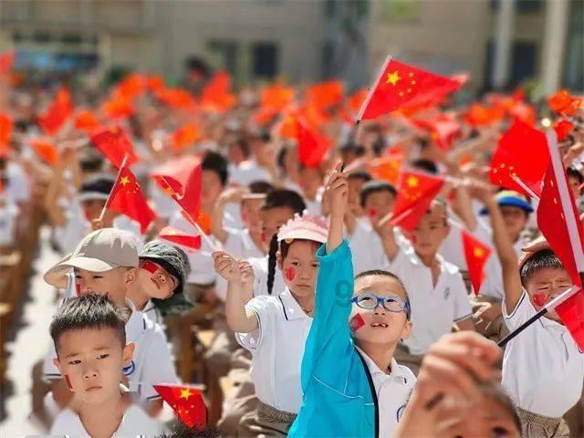 逃离遗弃的建筑3