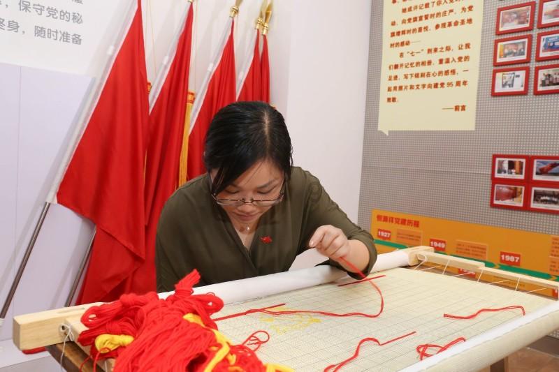 人民银行北京市分行:2023年12月末北京人民币各项存款余额同比增长13.2%