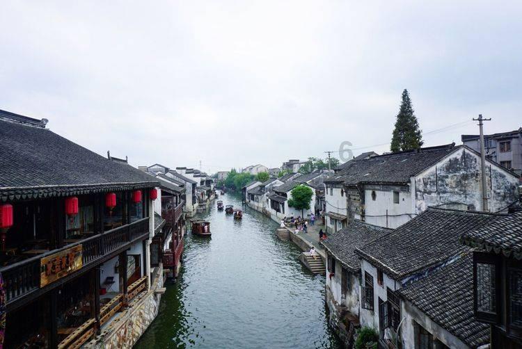 东北,车履不停