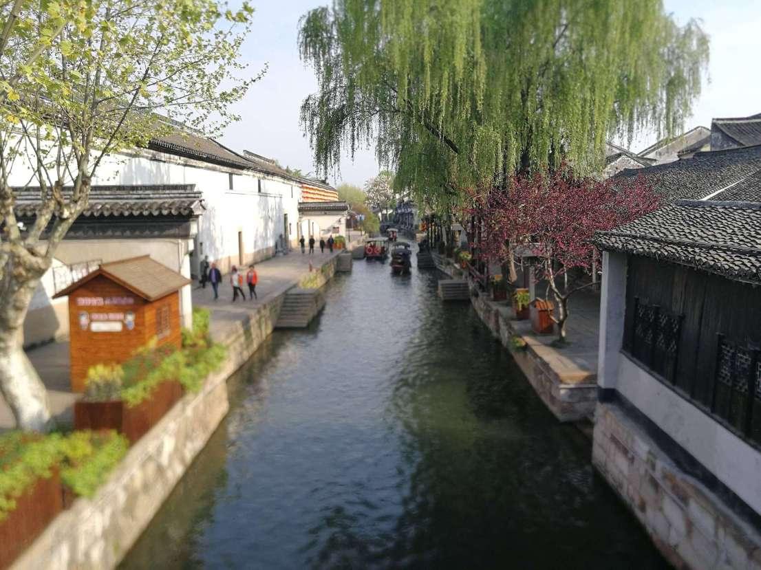 大叔钓鱼